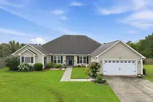 803 Canvas Ct, Swansboro, NC 28584 - Photo 1