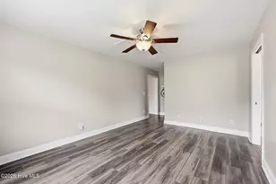 803 Canvas Ct, Swansboro, NC 28584 - Photo 30