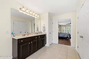 803 Canvas Ct, Swansboro, NC 28584 - Photo 24