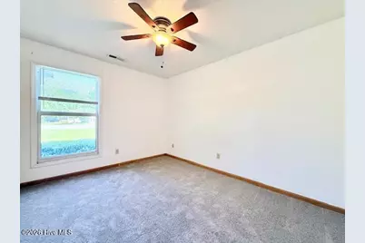 1215 Willow Springs Drive W, Richlands, NC 28574 - Photo 18