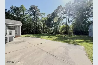 1215 Willow Springs Drive W, Richlands, NC 28574 - Photo 22