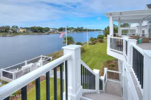 4427 Midshipman Ct SE, Southport, NC 28461 - Photo 2