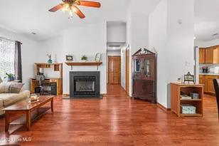 106 Ellen Ct, Jacksonville, NC 28540 - Photo 6