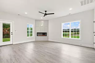 2005 Dartford Dr, Greenville, NC 27834 - Photo 4