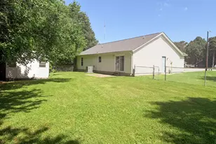 308 Overdale Cir, Jacksonville, NC 28546 - Photo 20