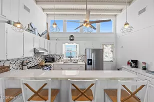 347 E 1st St, Ocean Isle Beach, NC 28469 - Photo 10