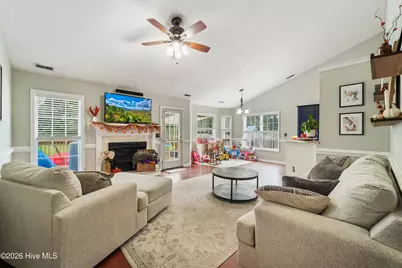 183 Bridlewood Drive, Jacksonville, NC 28540 - Photo 8