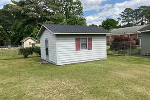 111 Belmont Dr, Greenville, NC 27858 - Photo 12
