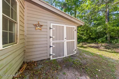 519 Country Club Drive W, Arapahoe, NC 28510 - Photo 22