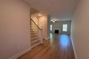 400 Bulrush Ct, Jacksonville, NC 28540 - Photo 4