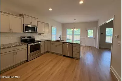 400 Bulrush Court, Jacksonville, NC 28540 - Photo 8