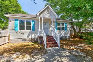 220 NE 33rd St, Oak Island, NC 28465 - Photo 2