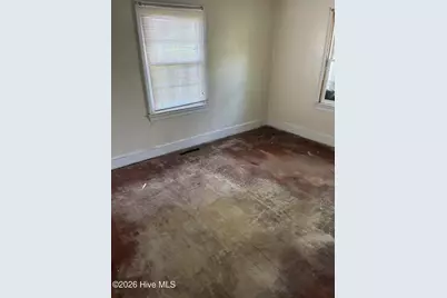 311 W Williamson Street, Whiteville, NC 28472 - Photo 2