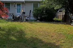 421 Columbia Ave, Burlington, NC 27217 - Photo 1