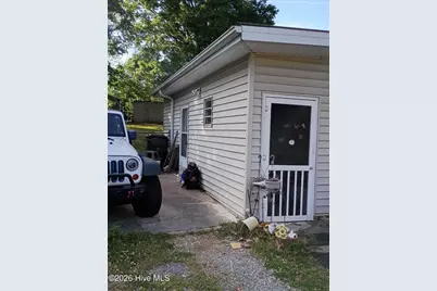 421 Columbia Avenue, Burlington, NC 27217 - Photo 2