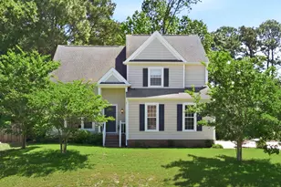 4011 E Bishop Ct, Wilmington, NC 28412 - Photo 2