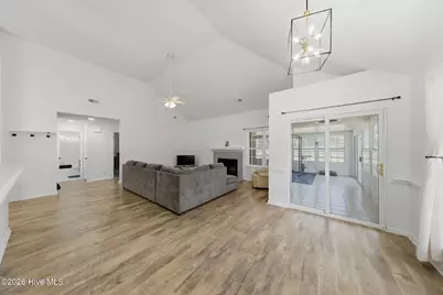 619 E Telfair Circle, Wilmington, NC 28412 - Photo 16