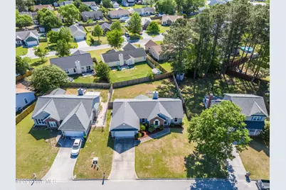 527 Raintree Road, Jacksonville, NC 28540 - Photo 32