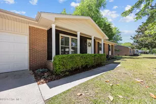 202 Stratford Rd, Havelock, NC 28532 - Photo 6