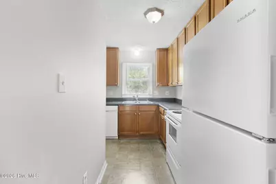 422 Kirkcaldy Court, Fayetteville, NC 28314 - Photo 12