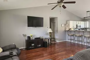 253 Sweet Gum Ln, Richlands, NC 28574 - Photo 4