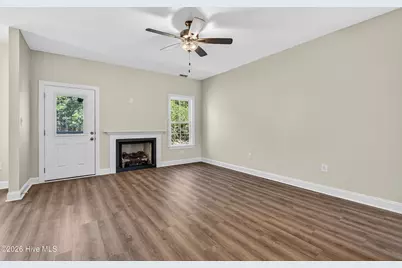 195 Briarneck Road, Jacksonville, NC 28540 - Photo 6