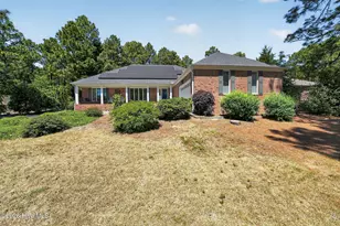102 Owens Cir, Seven Lakes, NC 27376 - Photo 2