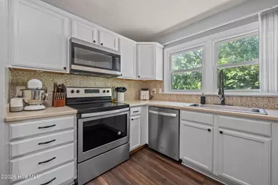 905 Winchester Road, Jacksonville, NC 28546 - Photo 28