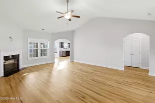 312 Wood House Dr, Jacksonville, NC 28546 - Photo 8