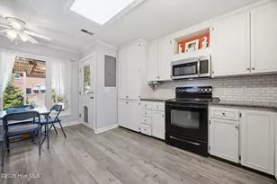510 Winstead Rd, Greenville, NC 27834 - Photo 16