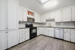 510 Winstead Rd, Greenville, NC 27834 - Photo 14