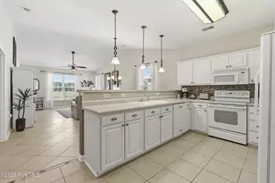984 Great Egret Cir SW, Sunset Beach, NC 28468 - Photo 10