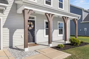 566 Transom Wy, Sneads Ferry, NC 28460 - Photo 1