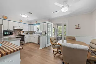 1311 Pelican Dr, New Bern, NC 28560 - Photo 16