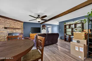 201 Michelle Ln, Maysville, NC 28555 - Photo 6