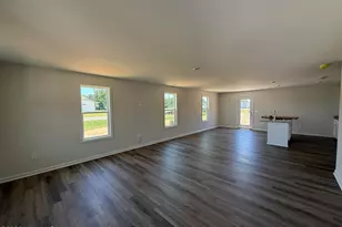 46 Baxley Dr, Dunn, NC 28234 - Photo 2