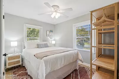 1122 S Topsail Drive, Surf City, NC 28445 - Photo 32