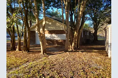 557 Circle Drive, Greenville, NC 27858 - Photo 8