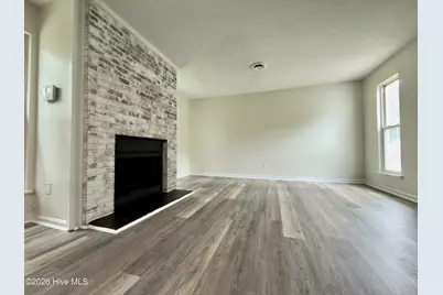 6 Lakewood Court, Jacksonville, NC 28546 - Photo 2