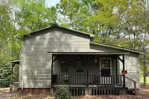 408 Guy Sanderson Rd, Albertson, NC 28508 - Photo 2
