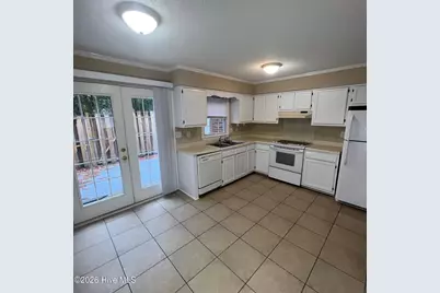 2905 Cedar Creek Road #E, Greenville, NC 27834 - Photo 4