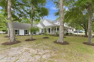 801 E Yacht Dr, Oak Island, NC 28465 - Photo 10
