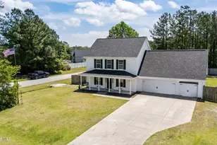 106 Secretariat Dr, Havelock, NC 28532 - Photo 6