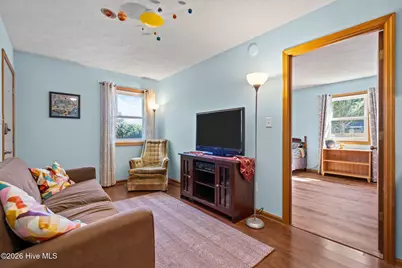 513 Hamlet Avenue, Carolina Beach, NC 28428 - Photo 30