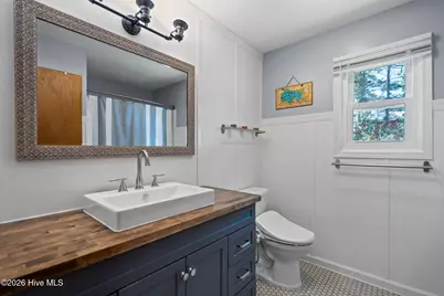 513 Hamlet Avenue, Carolina Beach, NC 28428 - Photo 36