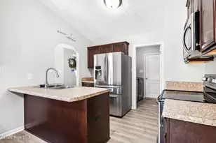 112 Clayton James Rd, Jacksonville, NC 28540 - Photo 10