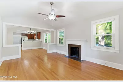2023 Perry Avenue, Wilmington, NC 28403 - Photo 2