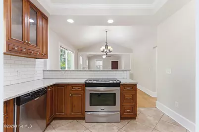 2023 Perry Avenue, Wilmington, NC 28403 - Photo 8
