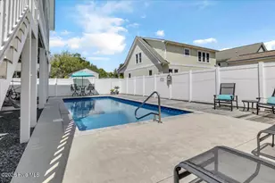 804 E Oak Island Dr, Oak Island, NC 28465 - Photo 34