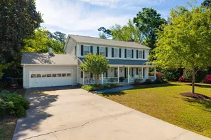 121 Gull Harbor Dr, Newport, NC 28570 - Photo 1
